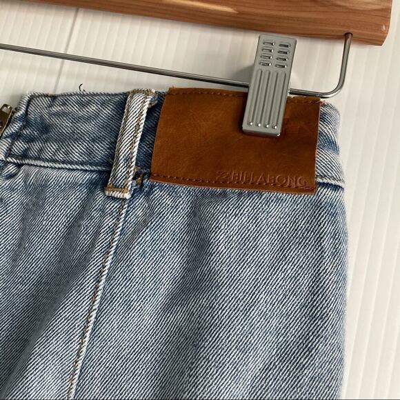 Billabong distressed denim jean skit back zip - Picture 8 of 10